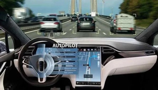 炒股配资技巧 冲上热搜！鸿蒙智行14字回怼智驾测试结果，多家车企高层先后发声